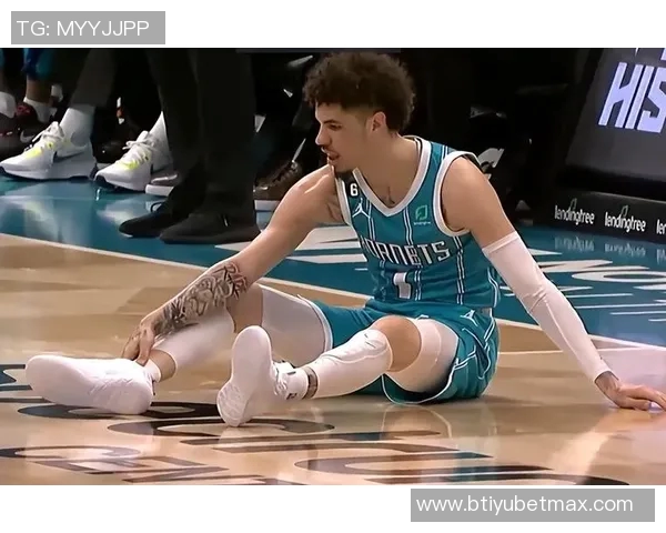 拉梅洛鲍尔因脚踝不适提前离场本场比赛将无法继续参赛