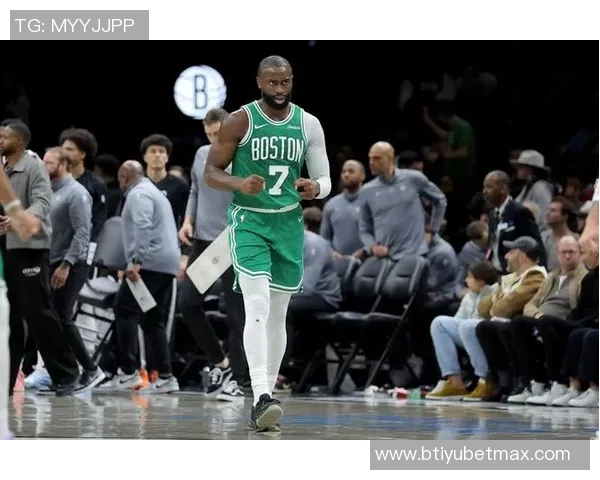 杰伦布朗谈交易传闻心路历程麦迪劝他留队沉淀成长